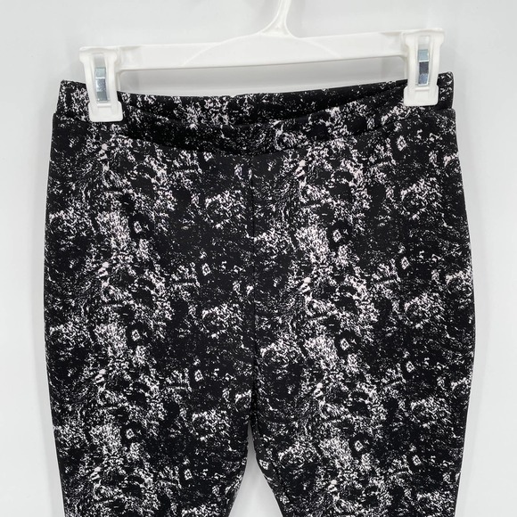 Joseph Ribkoff Legging Pants // 4 - Picture 3 of 6